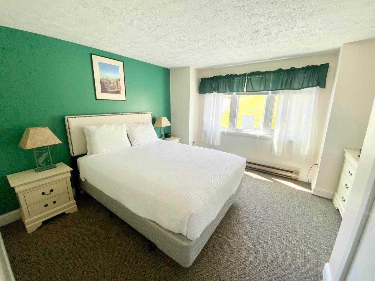 Two-Bedroom Apartment,807018954:JPEG