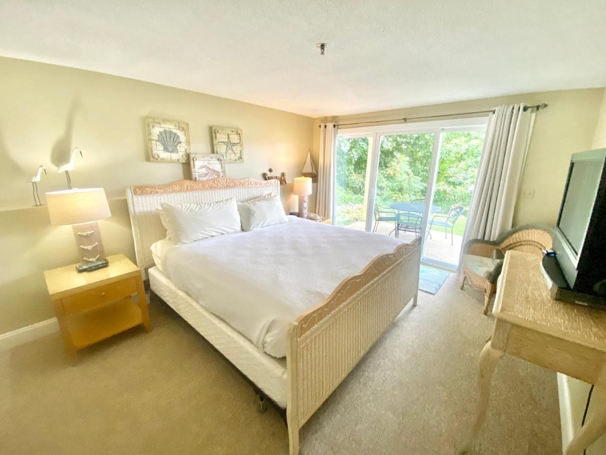One-Bedroom Apartment,1345486505:JPEG